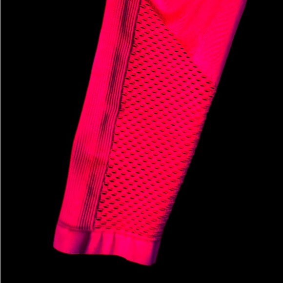 FABLETICS PINK LEGGINGS WOMEN’s size Small S - Picture 10 of 14